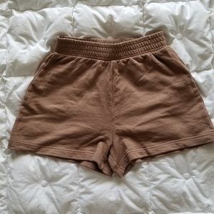 NWOT ZARA plush shorts, brown S